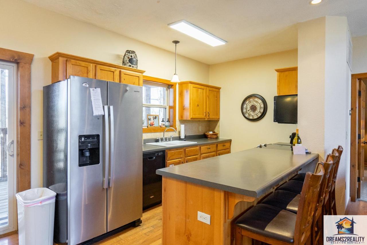 Forest Heights Lodge - 6Br - Pool Table - Near Silver Dollar City - Free Tickets Included 브랜슨 외부 사진