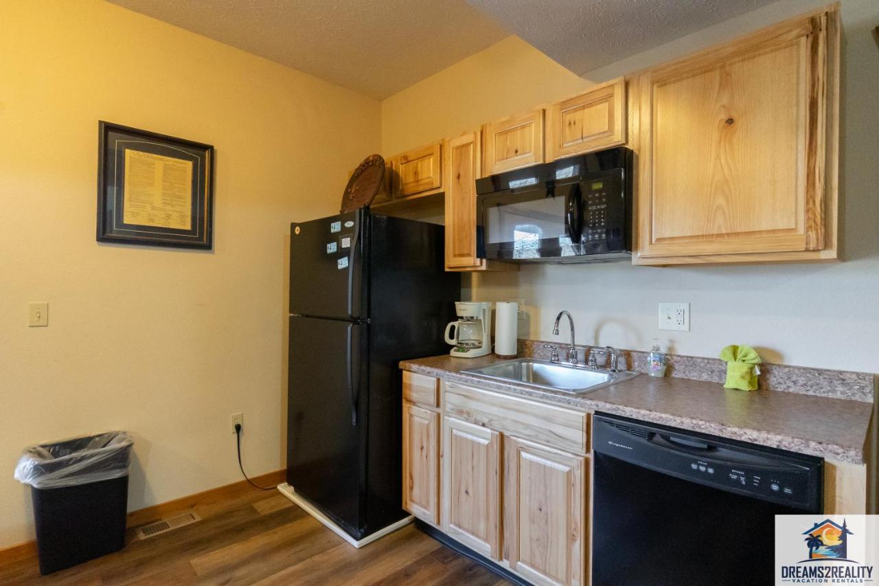 Forest Heights Lodge - 6Br - Pool Table - Near Silver Dollar City - Free Tickets Included 브랜슨 외부 사진