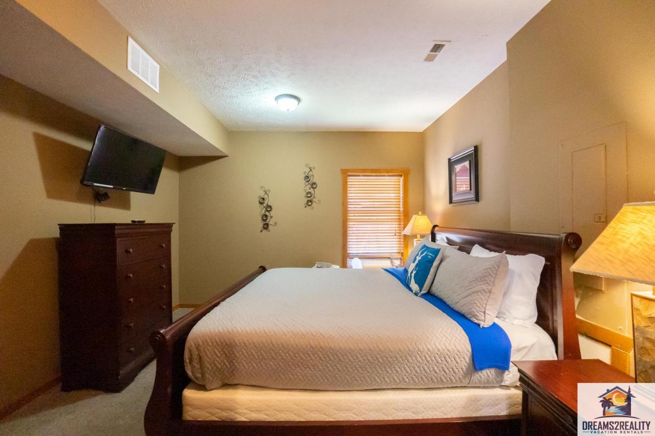 Forest Heights Lodge - 6Br - Pool Table - Near Silver Dollar City - Free Tickets Included 브랜슨 외부 사진
