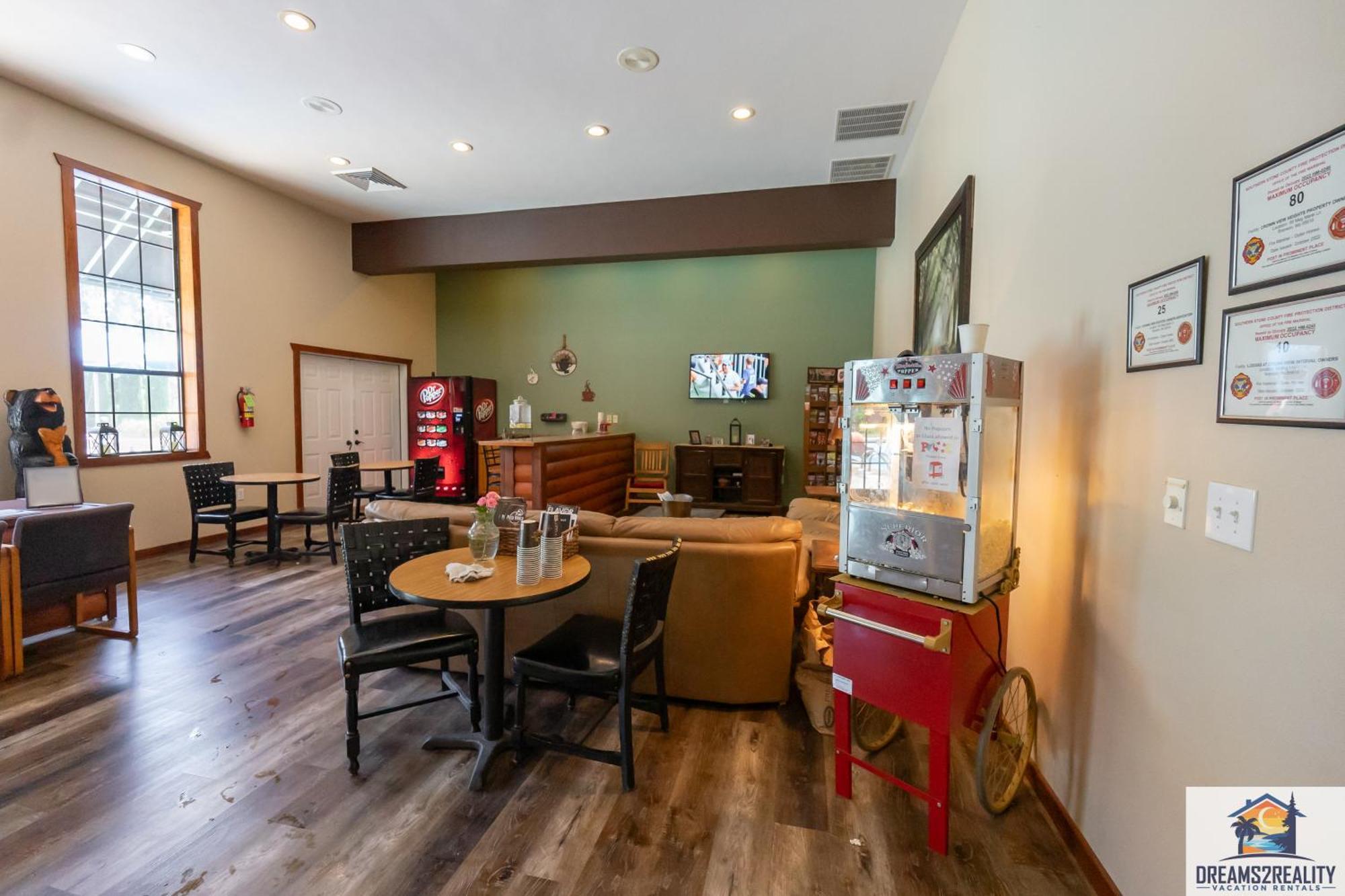 Forest Heights Lodge - 6Br - Pool Table - Near Silver Dollar City - Free Tickets Included 브랜슨 외부 사진